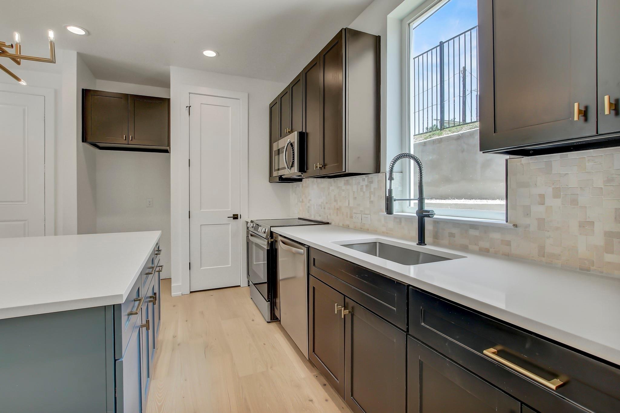 4127 E 12th Street #8 (4)